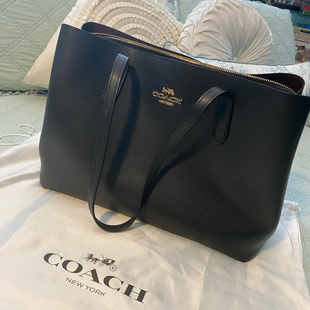 Coach Black Leather Shoulder Tote